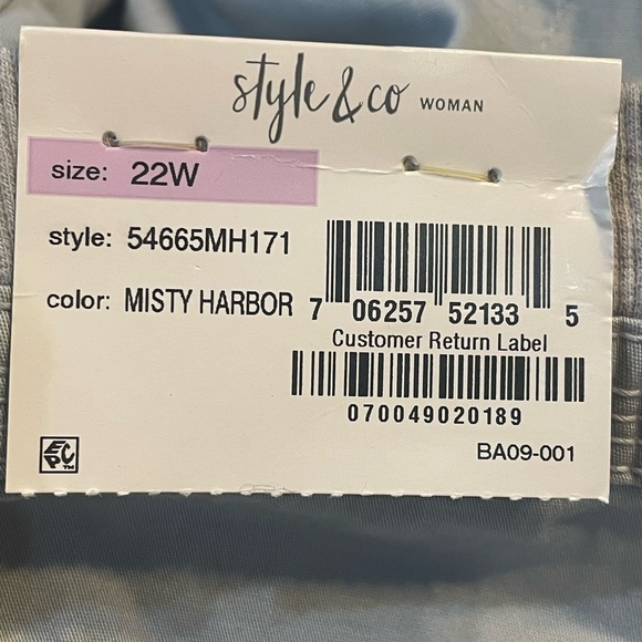 Style & Co Cargo Capris Misty Harbor - Picture 3 of 4